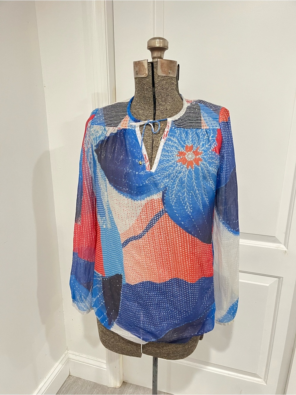 Diane Von Furstenberg Watercolor Print Floral Funky Boho Silk Blend Blouse